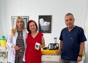 Το Φιλανθρωπικό Σωματείο ΝΕΑ ΕΛΠΙΔΑ ΘΕΣ/ΝΙΚΗΣ πρόσφερε δωρεάν ιατρικό εξοπλισμό στο παιδιατρικό τμήμα του Κέντρου Υγείας Σιάτιστας