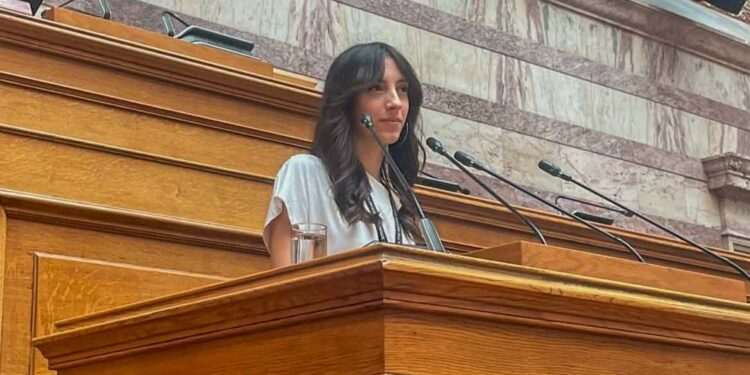 Ξεχωριστή  παρουσία της Μαρίας Μπόσιακα, της μαθήτριας της Β Λυκείου του Μουσικού Σχολείου Σιάτιστας στη Λ’ Σύνοδο της Βουλής των Εφήβων με θέμα: «Η γενιά ΑΙ συζητά για την Τεχνητή Νοημοσύνη»