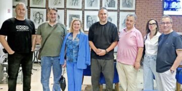 Συνάντηση του Διοικητικού Συμβουλίου του Εμπορικού Συλλόγου Γρεβενών με τους υπεύθυνους της θεατρικής ομάδας «Εξ Αμάξης»