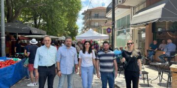 Ν.Ε. ΠΑΣΟΚ – Κινήματος Αλλαγής Κοζάνης: Επίσκεψη στην λαϊκή αγορά Κοζάνης