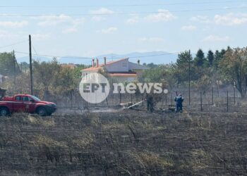 Καστοριά: Πυρκαγιά απείλησε κατοικία και επιχείρηση στους Αμπελόκηπους