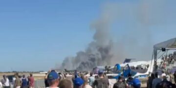 Συνετρίβη Phantom στην αεροπορική επίδειξη στην Τανάγρα! Βίντεο-ντοκουμέντο!