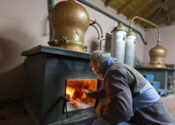 Δήμος Βοΐου: Ενημέρωση για την απόσταξη τσίπουρου