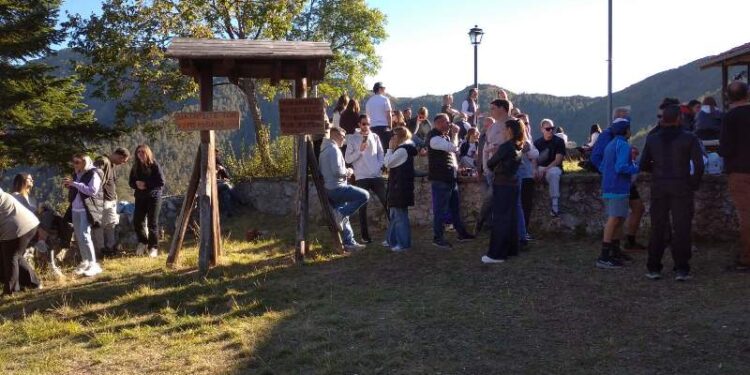 Ορειβατικός Σύλλογος Σιάτιστας «Ο Μπούρινος»: Πάρτι καλωσορίσματος της χειμερινής περιόδου.