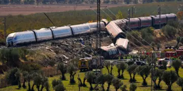 Τραγωδία στην Ισπανία: Στους 68 οι νεκροί, αγωνία για τους εγκλωβισμένους -Ουρές στα νοσοκομεία για να δώσουν αίμα, κηρύχθηκε τριήμερο εθνικό πένθος